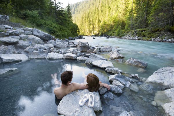 加拿大西岸12个最佳温泉