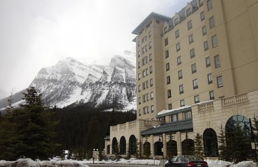 The Fairmont Chateau Lake Louise 費爾蒙路易斯湖城堡酒店 – Lake Louise