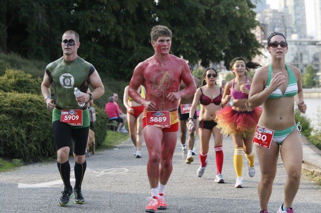 Vancouver Underwear Affair 溫哥華內衣的那些事 2013