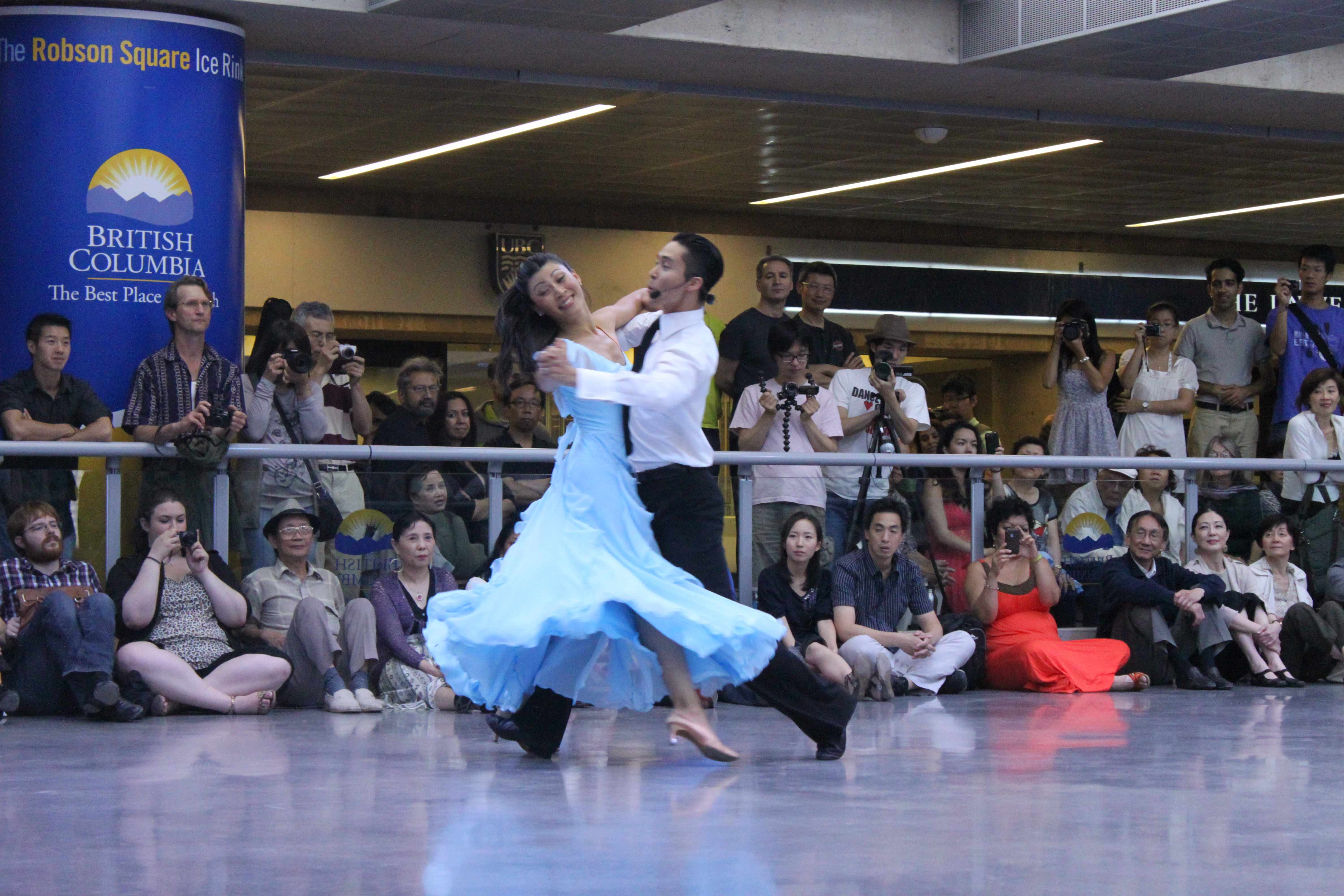 Robson Square Summer Dances 羅賓遜廣場夏季共舞 2013