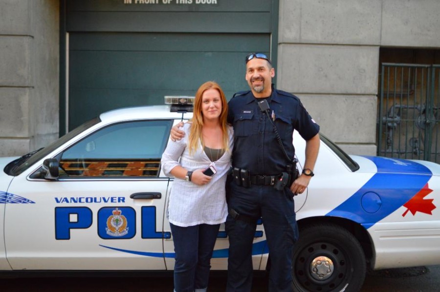 溫哥華警察幫助女生找回被偷走的iPhone