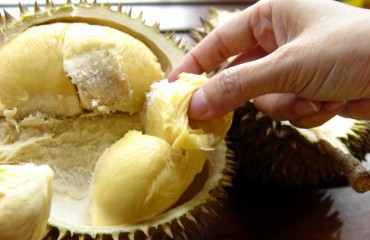在美華人吃榴蓮 美國房東以為是瓦斯漏氣報警