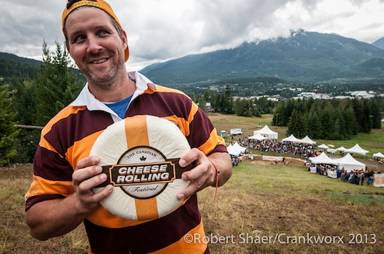 加拿大滾奶酪活動- The Canadian Cheese Rolling Festival