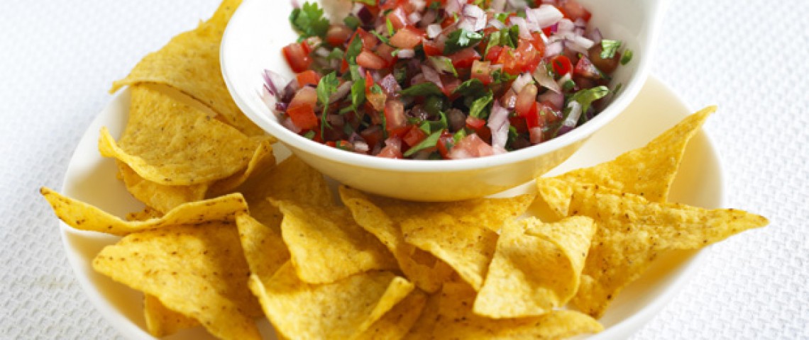 easy-ways-lose-10-pounds-chips-salsa-orig-master