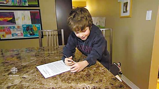 加拿大6歲男孩想當特工情報部門寄裝備為其圓夢