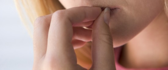加拿大研究調查發現完美主義者更愛咬指甲