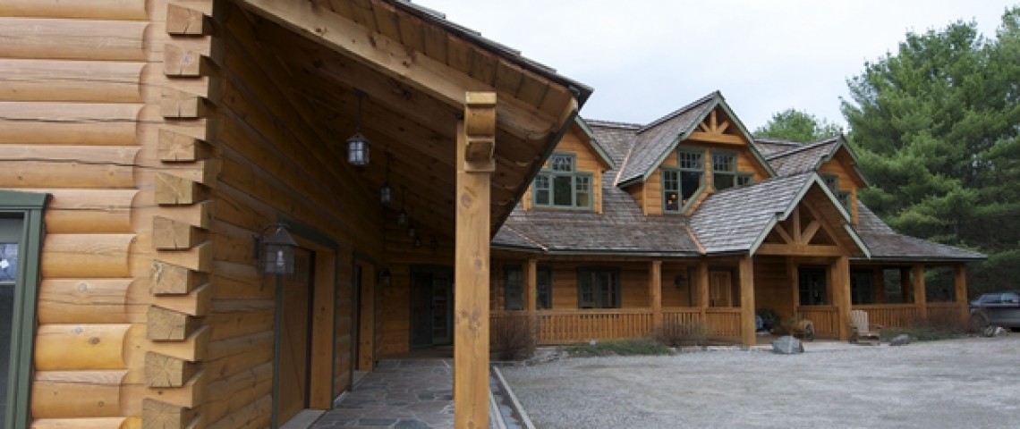 夢想家居：加拿大原木屋是如何建成的？