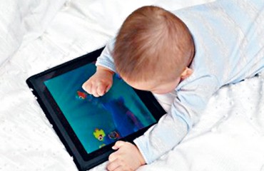 幼童腦部發展 白紙蠟筆勝iPad