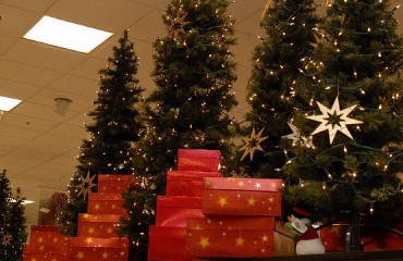 12月23日是加拿大最繁忙聖誕購物日刷卡將近10億