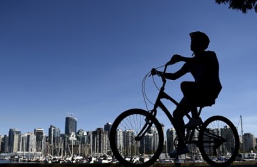 溫哥華5年內擬新建12條單車道部分停車位或取消